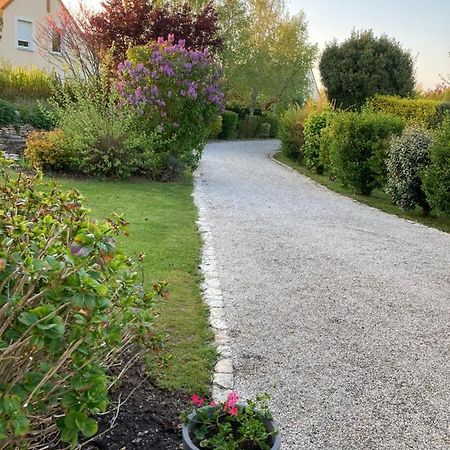 A Proximite Des Plages Normandes Cairon Exterior foto